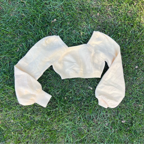 Cropped Knit Sweater - Picture 3 of 7